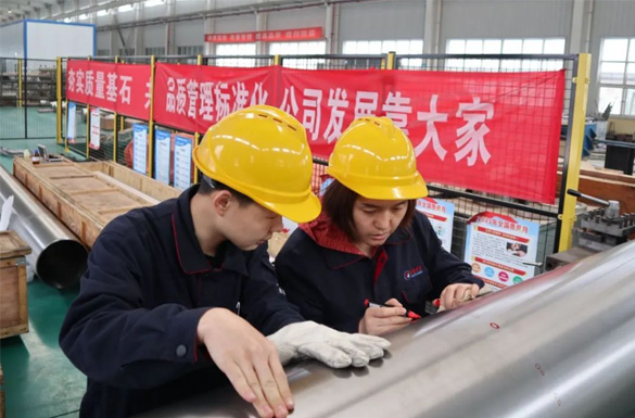 明媚的春光里，賽特人奮斗的樣子真颯